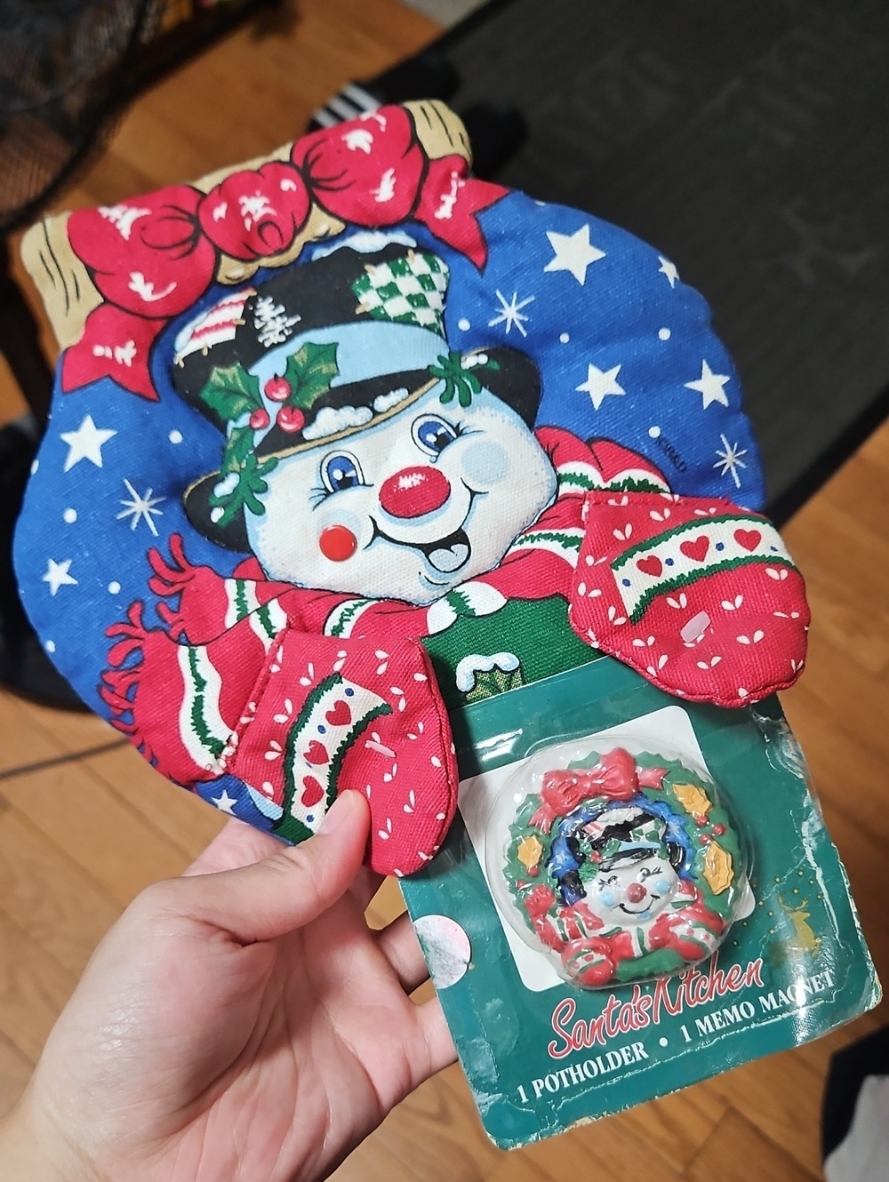 1990s Holiday Vintage Snowman Oven Mitt With Decorative Magnet